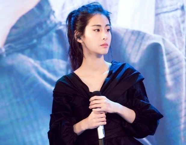 张碧晨瞒着华晨宇生子(张碧晨个人资料介绍家境) 张碧晨瞒着华晨宇生子(张碧晨个人资料介绍家境)