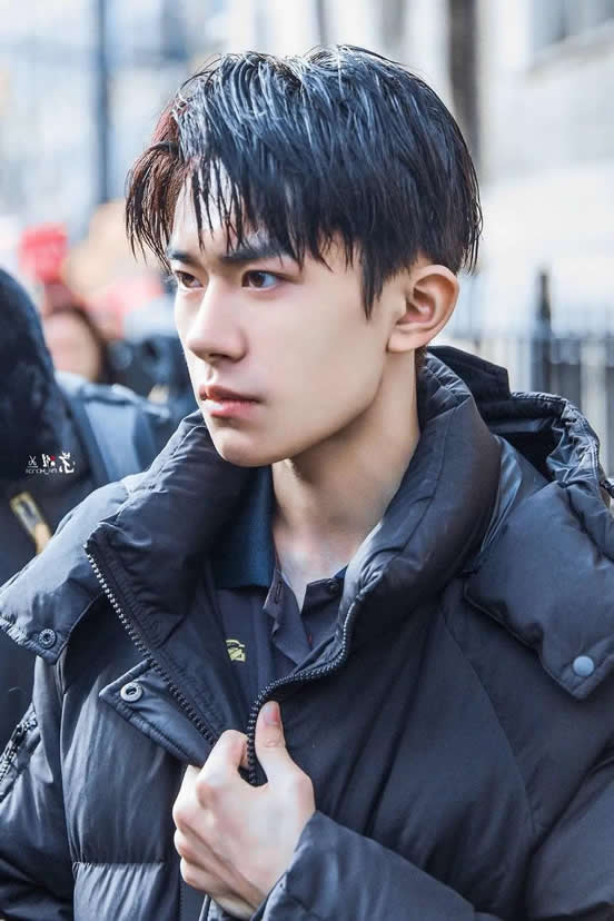 易烊千玺出道时间年月日,易烊千玺在娱乐圈没人敢潜 易烊千玺出道时间年月日,易烊千玺在娱乐圈没人敢潜