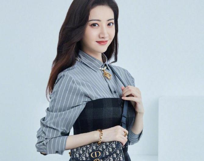 景甜个人资料三围(景甜张彬彬快乐大本营是哪一期) 景甜个人资料三围(景甜张彬彬快乐大本营是哪一期)