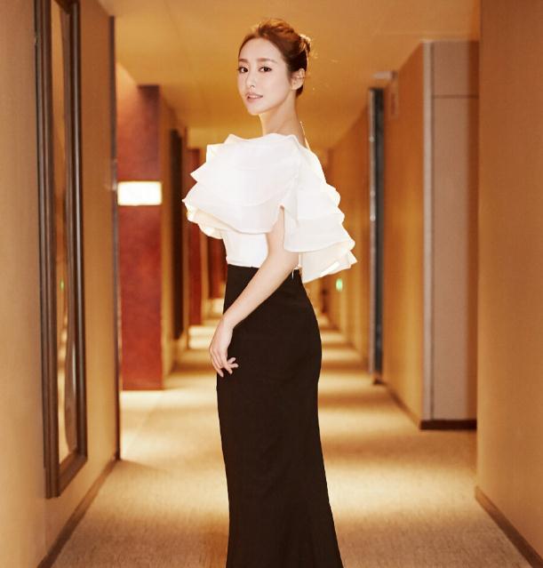 李纯黑桃什么意思(李纯闺蜜是谁) 李纯黑桃什么意思(李纯闺蜜是谁)