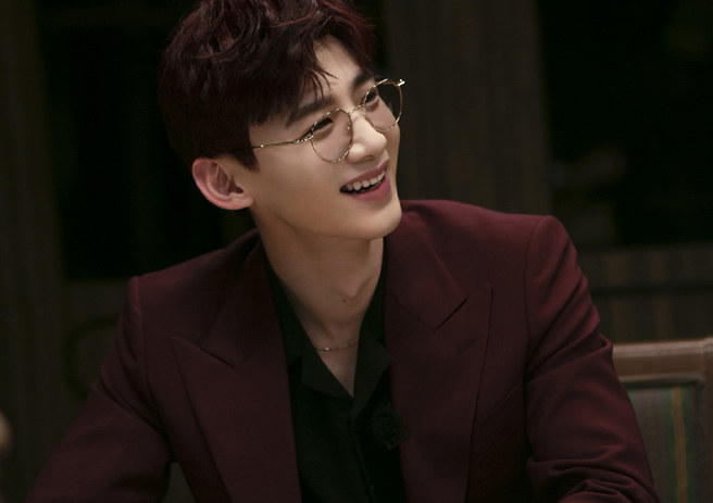 白敬亭和郑合惠子上快乐大本营是哪一期,跟白敬亭很像的一个明星 白敬亭和郑合惠子上快乐大本营是哪一期,跟白敬亭很像的一个明星