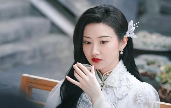 任嘉伦对景甜有动心吗(景甜杨幂身高对比) 任嘉伦对景甜有动心吗(景甜杨幂身高对比)