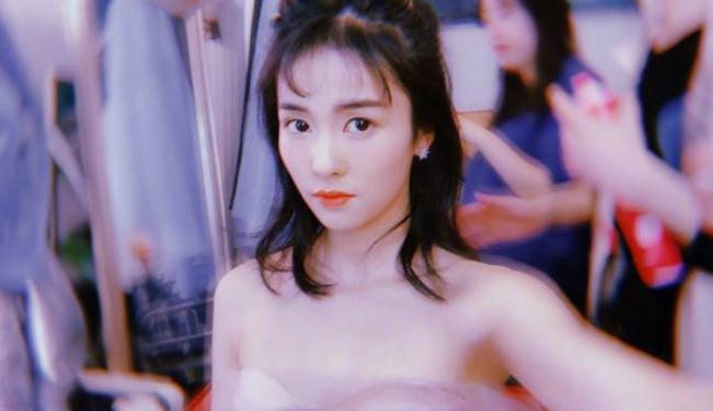 罗云熙白鹿亲吻哪一集(白鹿长得像哪个女艺人) 罗云熙白鹿亲吻哪一集(白鹿长得像哪个女艺人)